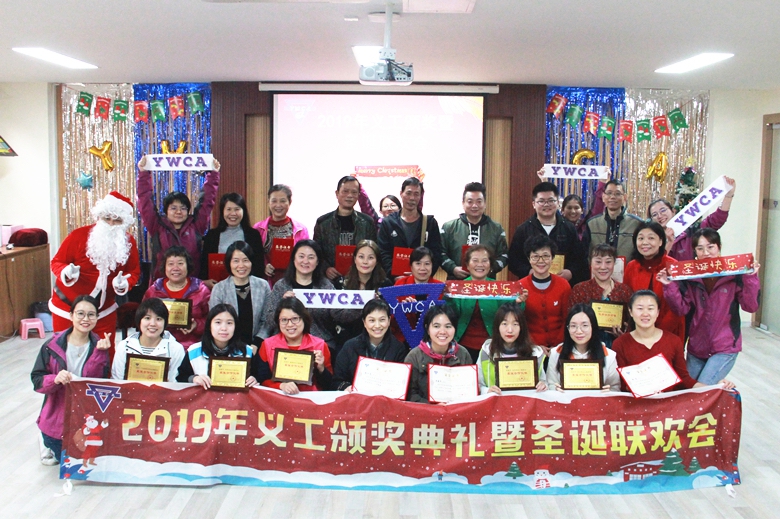 图片014：嘉宾与获奖团体及个人合影留念_副本.jpg