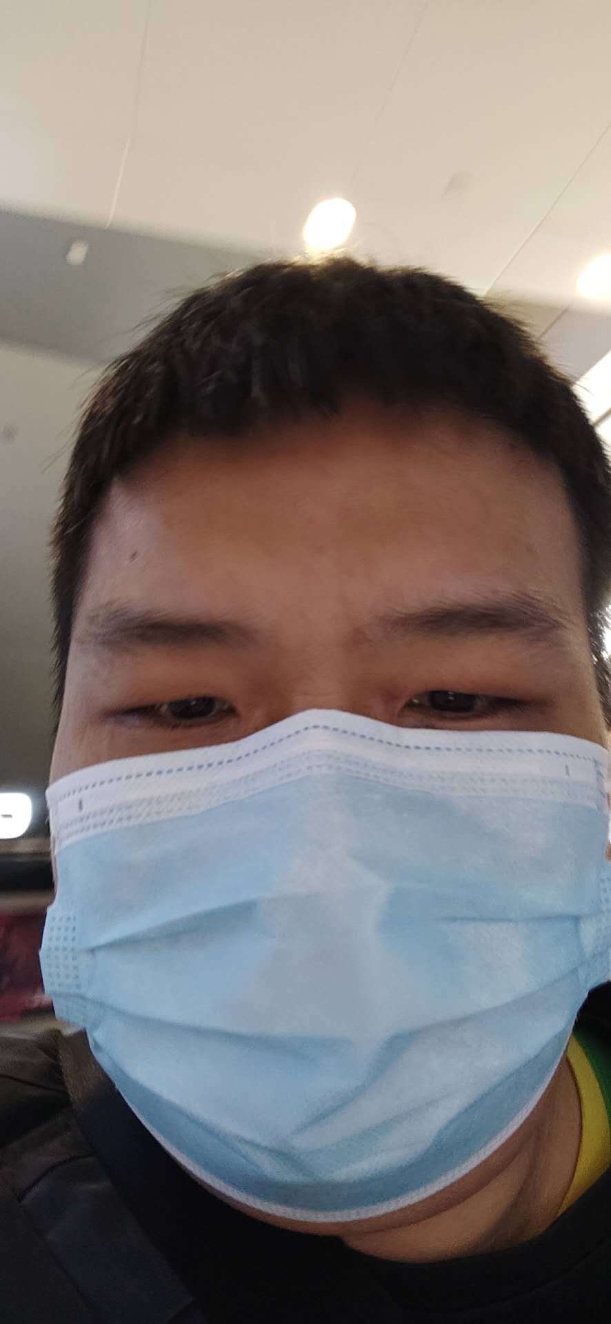 同伴教育员做好个人防护出发到广州市第八人民医院取药.jpg