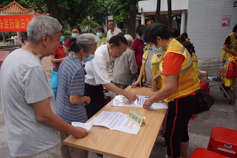 让我们一起欢唱歌谣，重温儿时经典.JPG