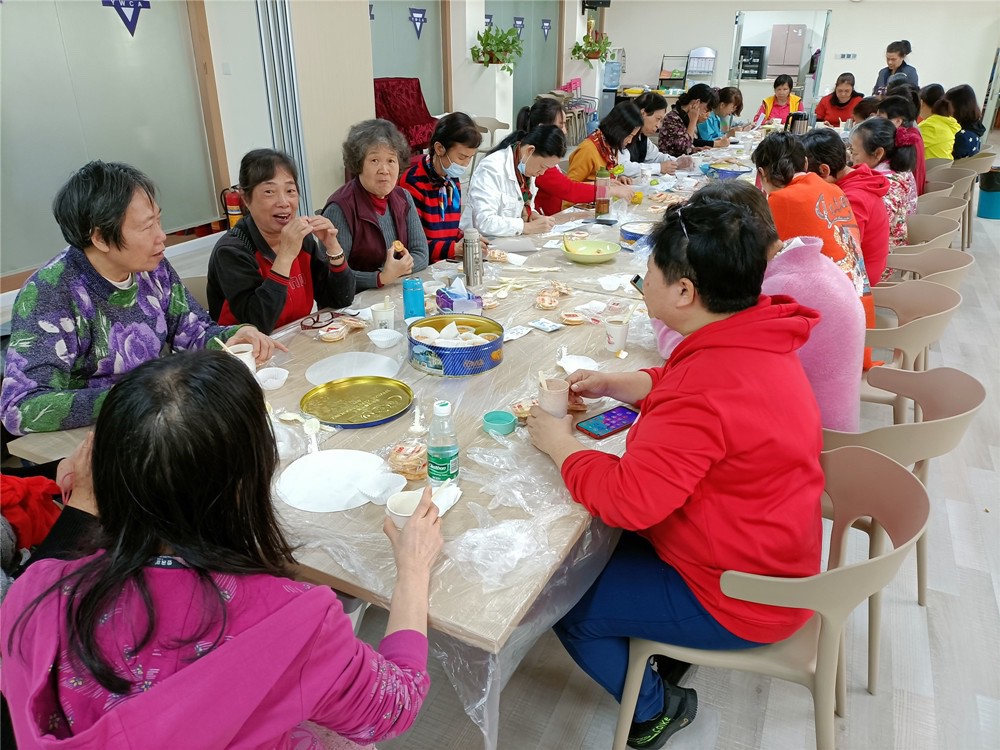 义工分享美食一起交流服务心得.JPG